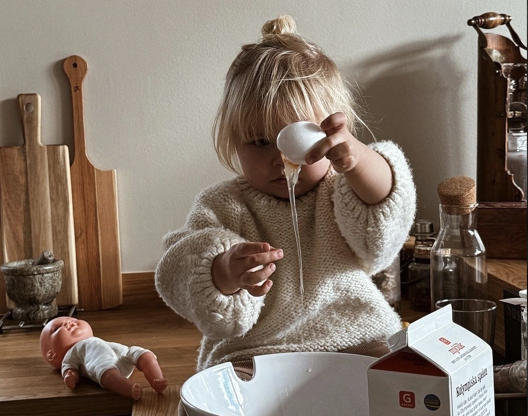 Illustratie bij: ‘Mijn vader vindt het wel zo netjes als we hem betalen voor het oppassen op zijn kleinkinderen’