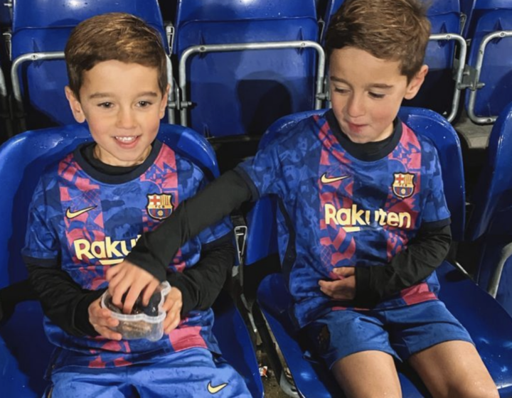 zoon douchen voetbalclub
