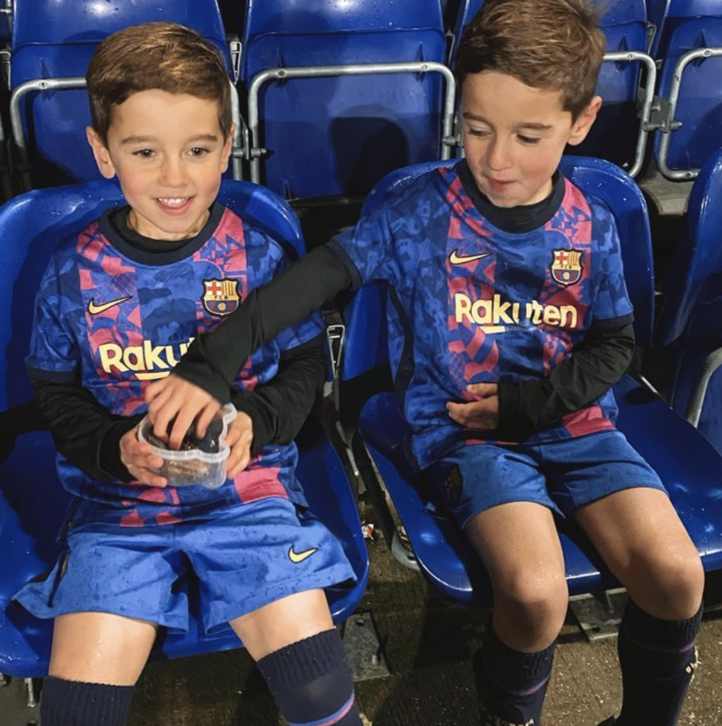 zoon douchen voetbalclub