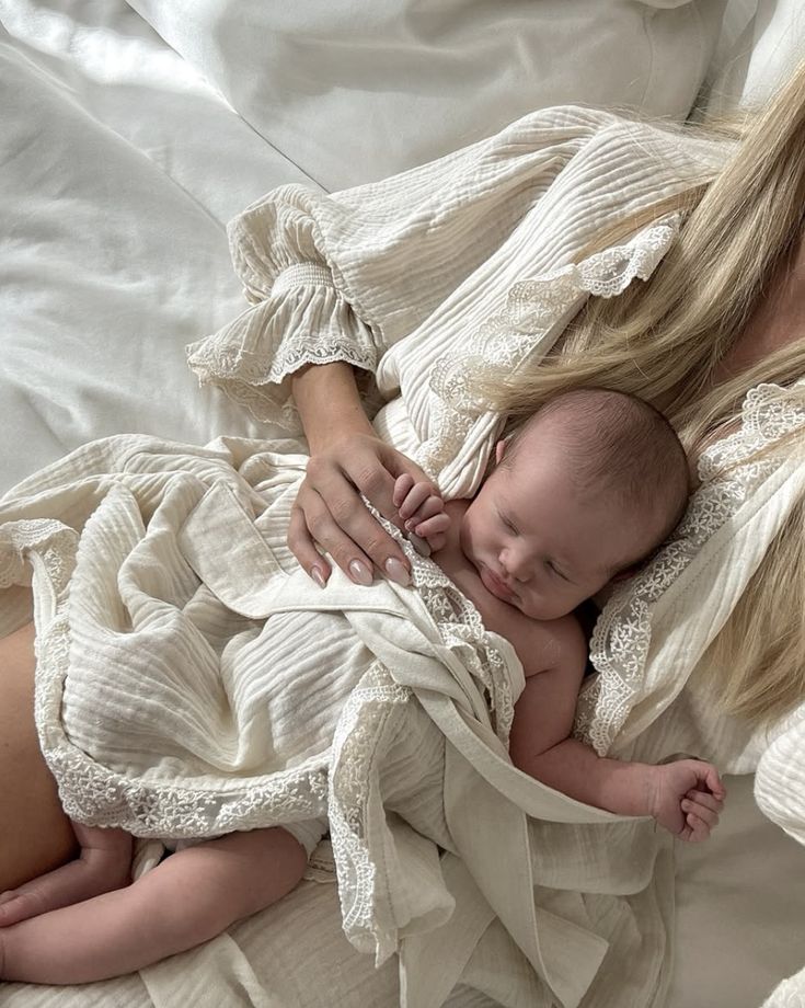 Illustratie bij: Kinderarts deelt de ‘stoelmethode’ die veel baby’s binnen 10 minuten in slaap krijgt
